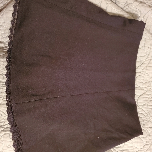 Express Black Lace Trimmed Mini Skirt - Picture 3 of 6